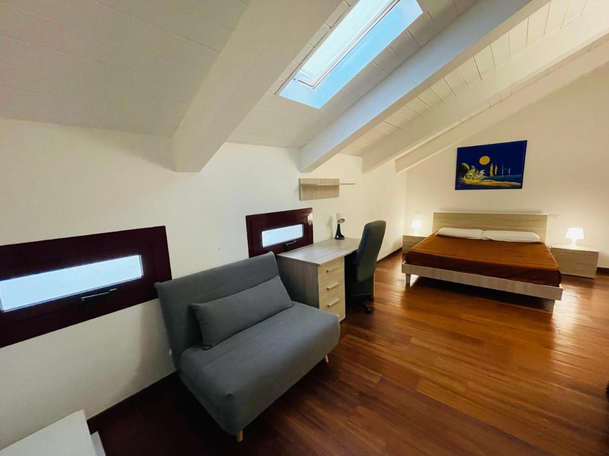 Ego' Residence Ферара Екстериор снимка